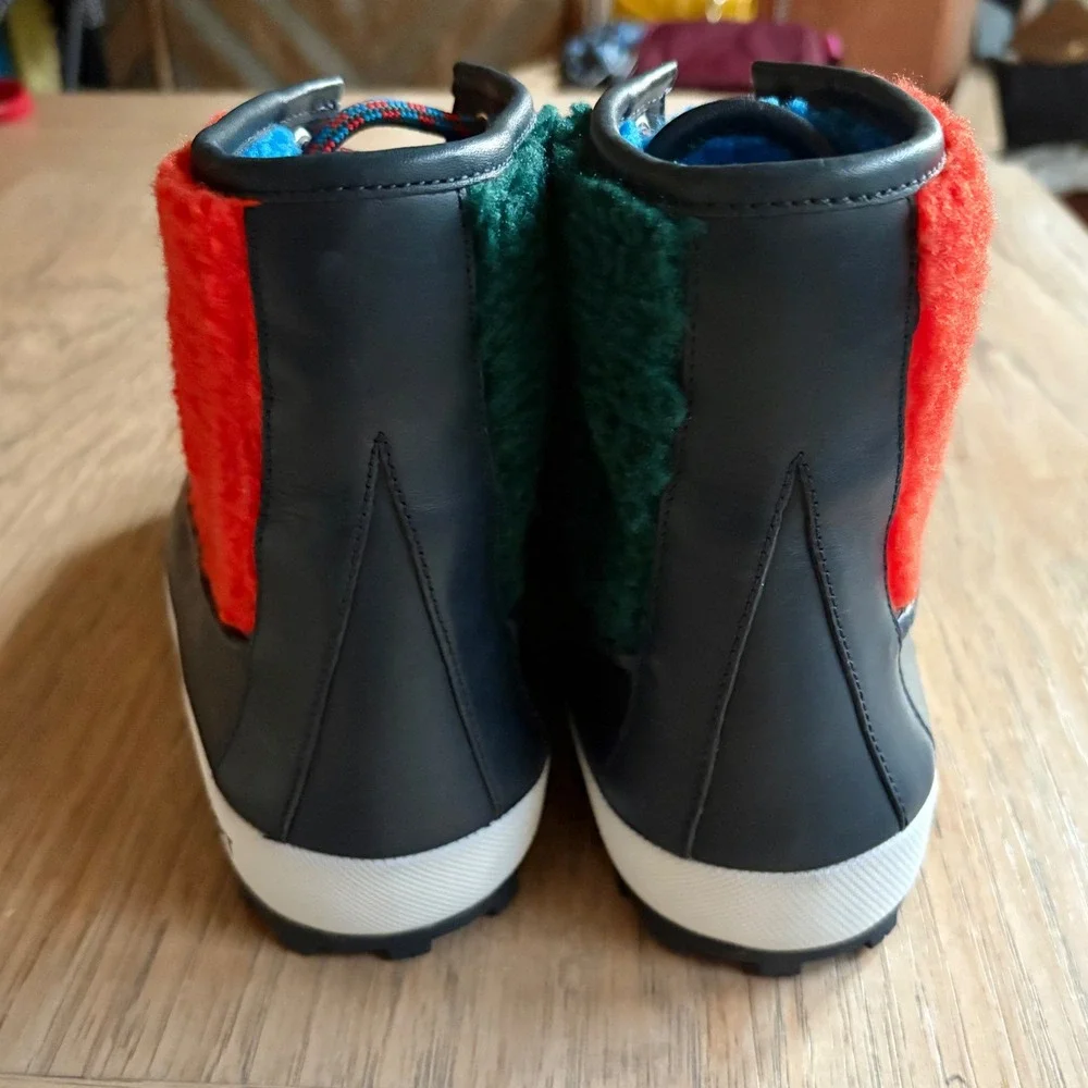 $298 NWOB TORY SPORT Leather/Shearling Winter Ankle Boots Navy Conifer‎ Red SZ 6